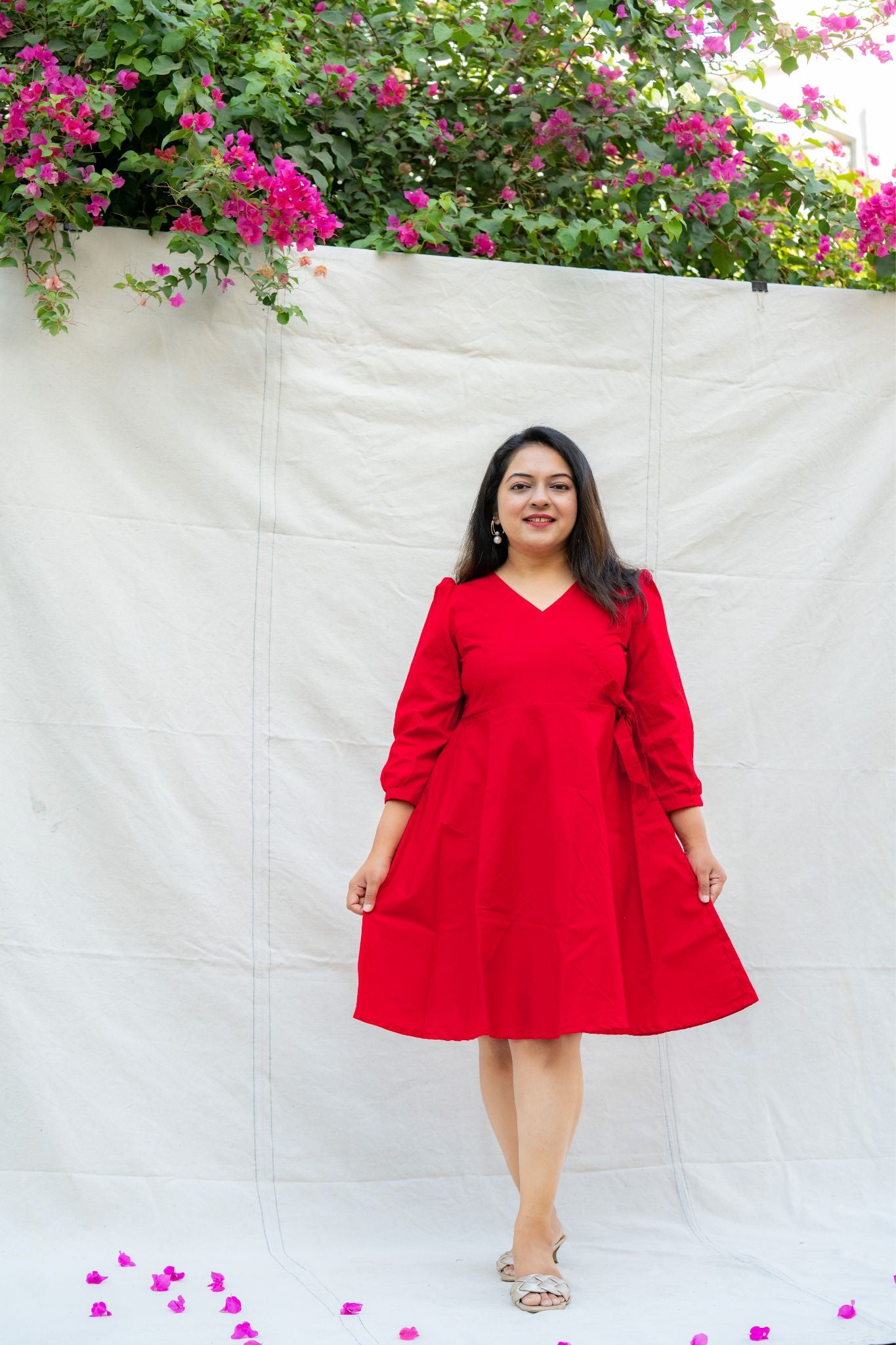 Laal Ishq Red Solid Cotton Knee Length dress