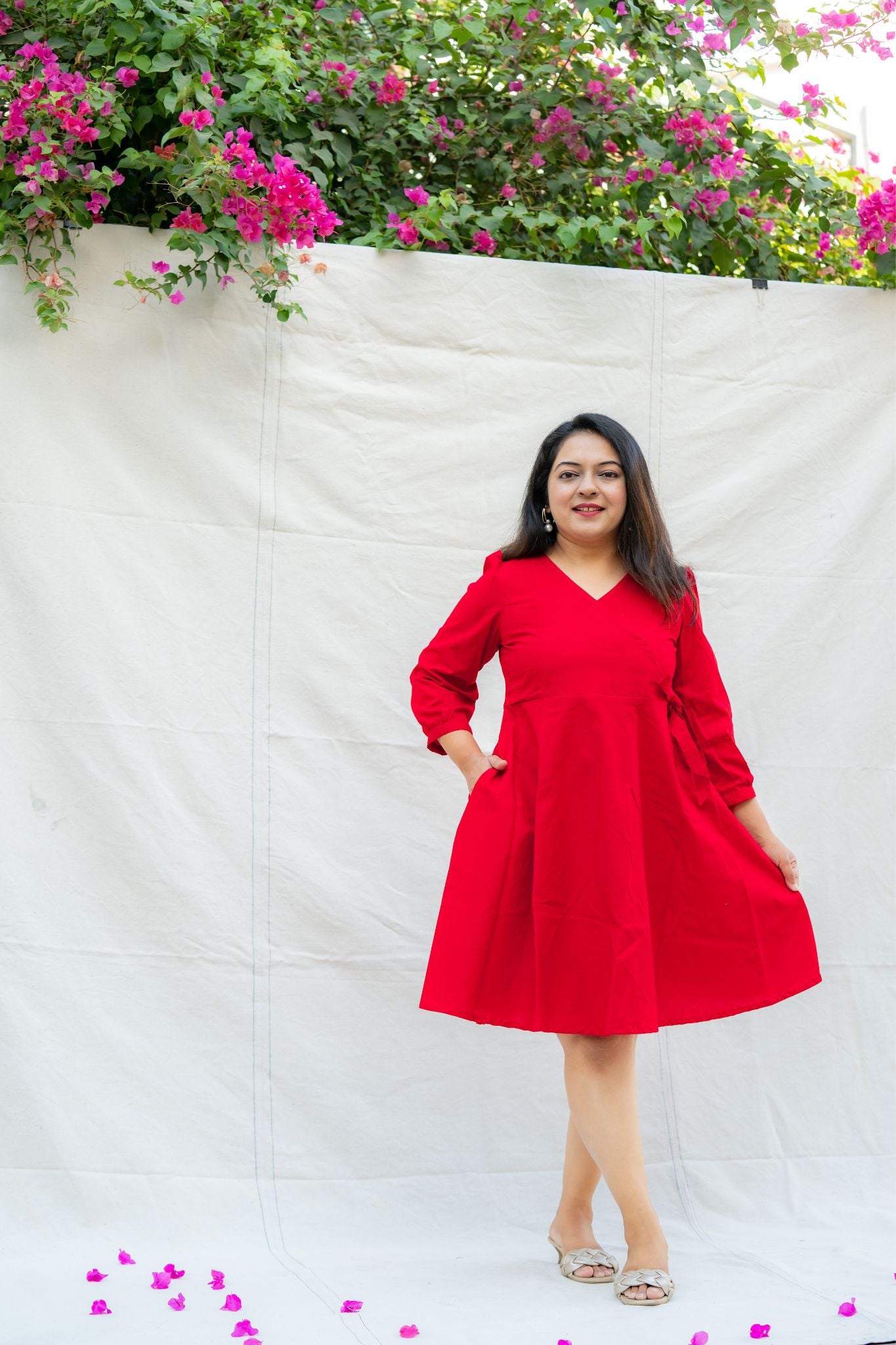 Laal Ishq Red Solid Cotton Knee Length dress