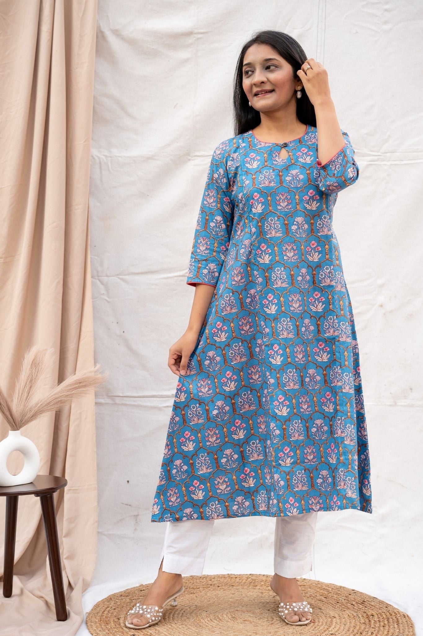Full look of Blue nursing and feeding friendly kurta showing Round neck