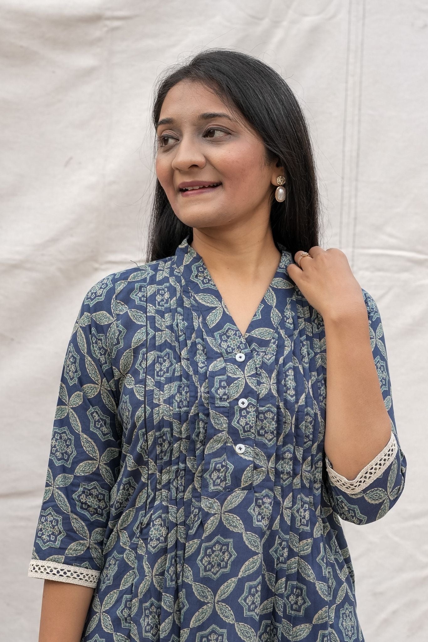 Close up view of Blue nursing & feeding friendly kurta showing collared v neck