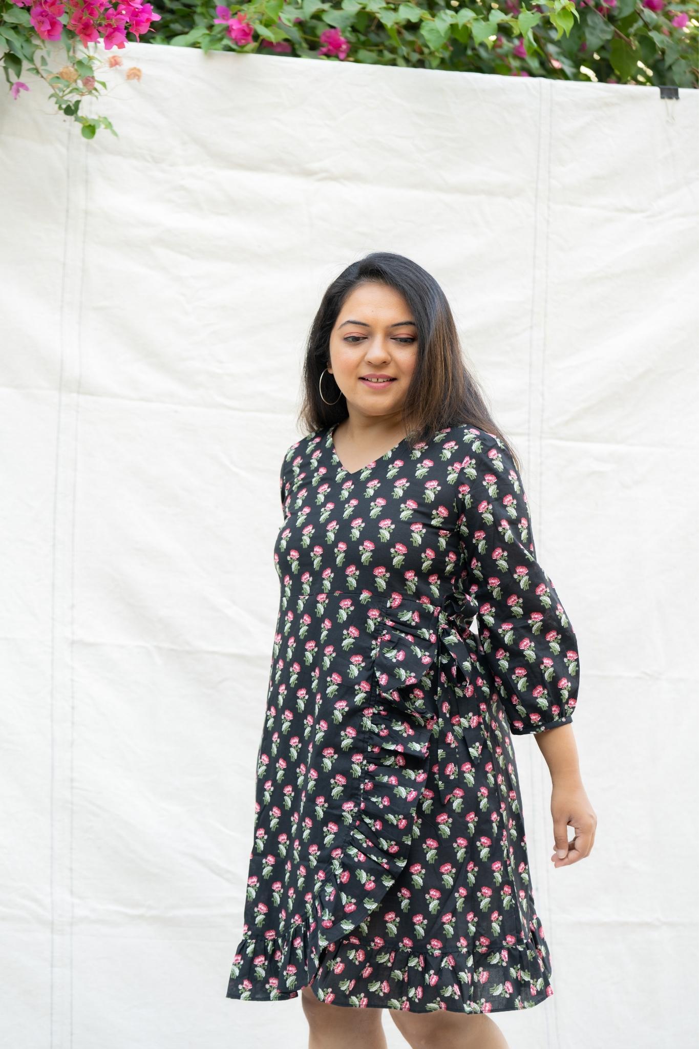 Senorita Black Floral Cotton Knee Length Dress