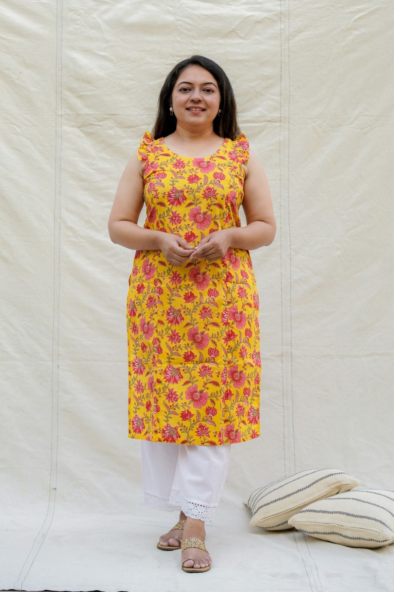 Qwirkle Yellow Floral Spaghetti Straight Sleeveless Cotton Kurta