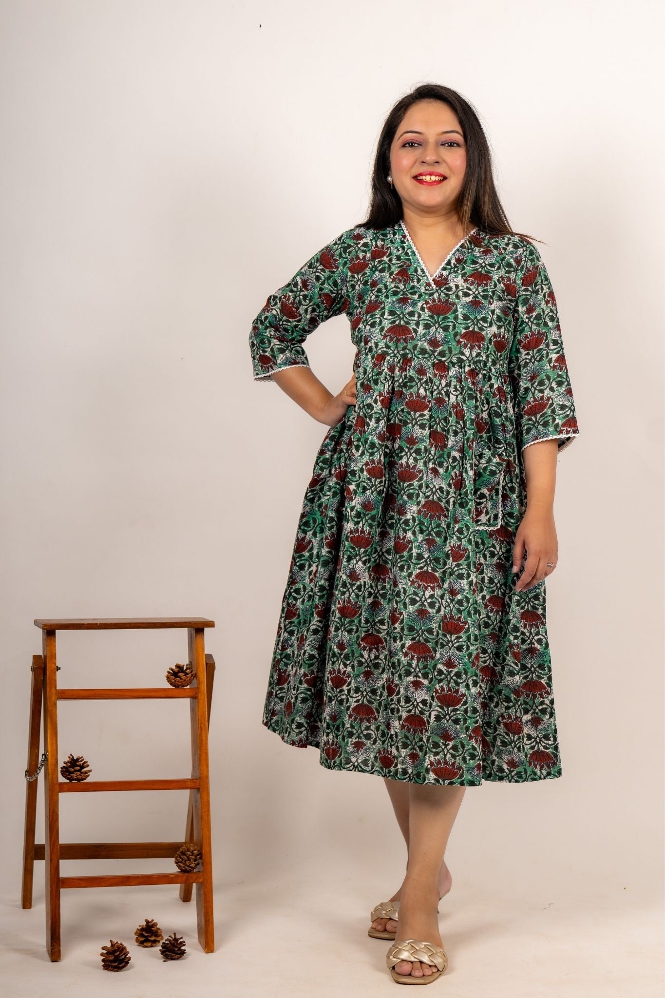Green Three - Fourth Sleeves Maternity Dress
