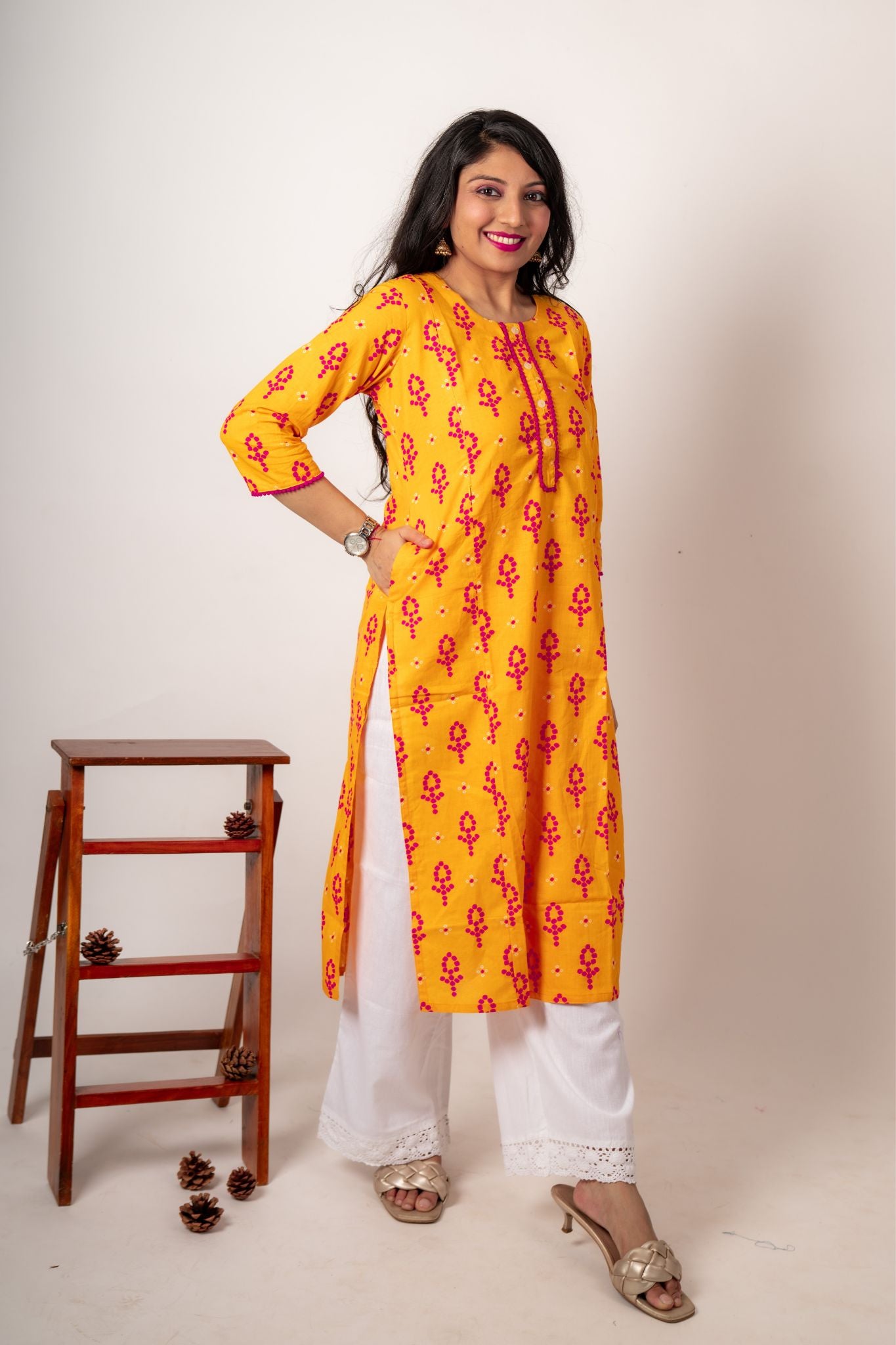 Bandhani block print maternity kurta with dark pink pom pom lace with pocket