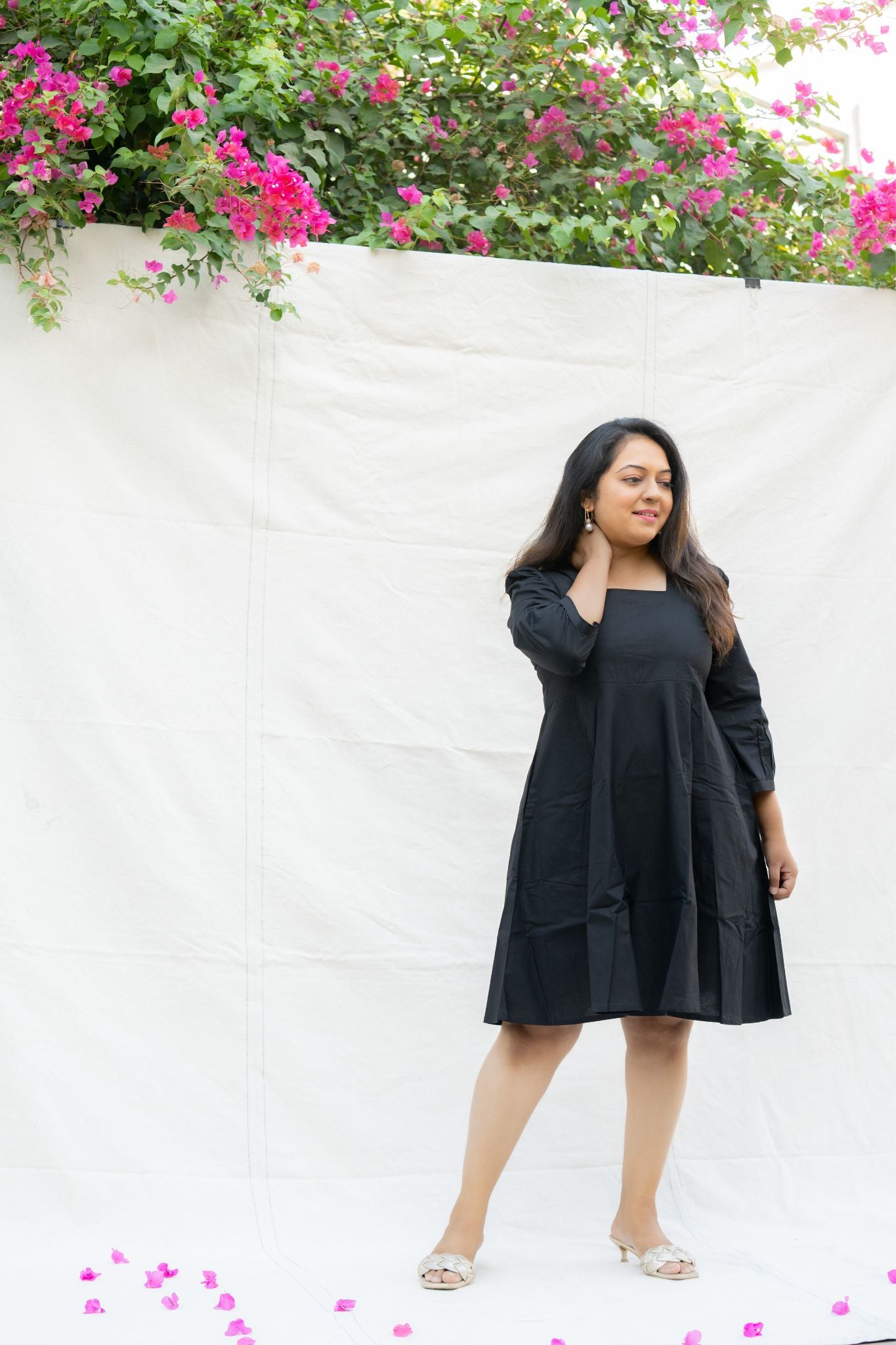 Patakha Guddi Black Solid Cotton Knee Length Dress