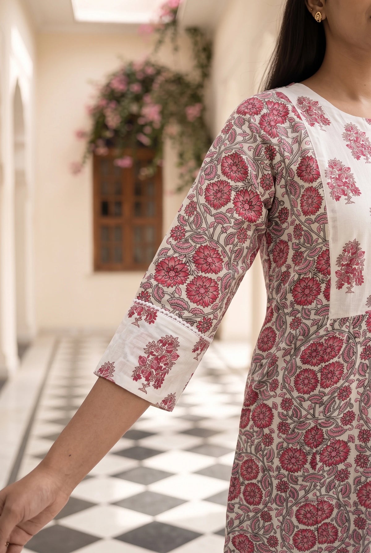 Sudha White Printed Maternity and Feeding Straight cut Cotton Kurta