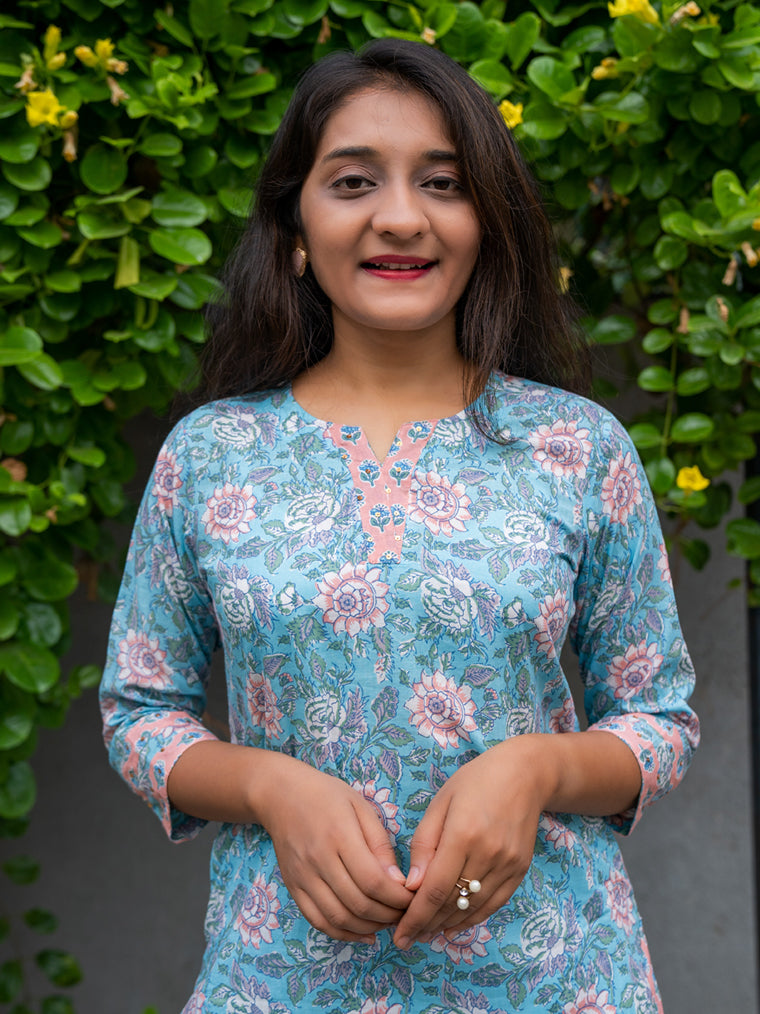 Iris Blue Floral Straight Cut Cotton Kurta