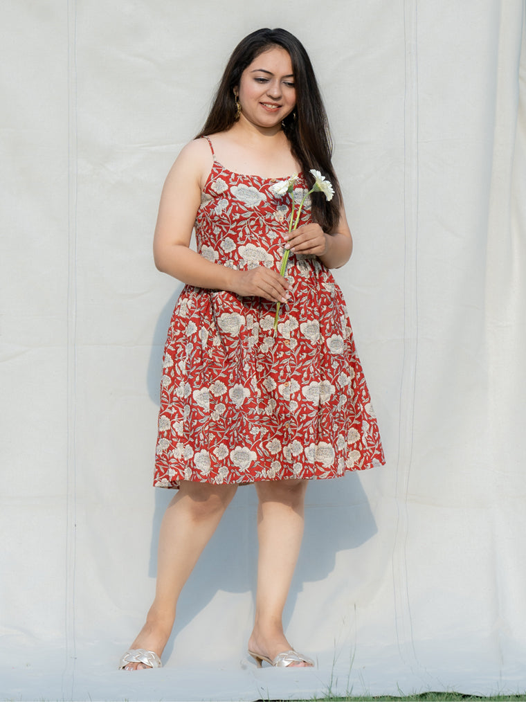 Espresso Red Floral Cotton Knee Length Dress