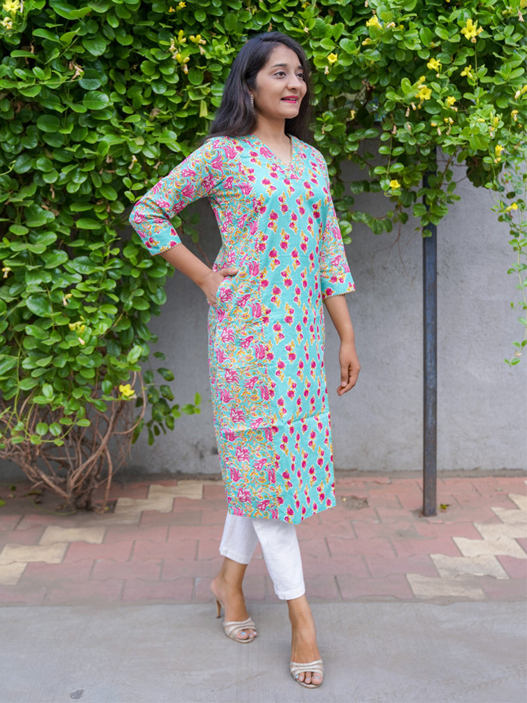 Bageecha Mint Green Floral Straight Cut Cotton Kurta