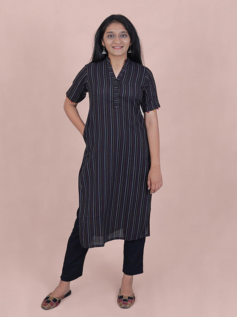 Raina Black Straight Cut Cotton Kurta