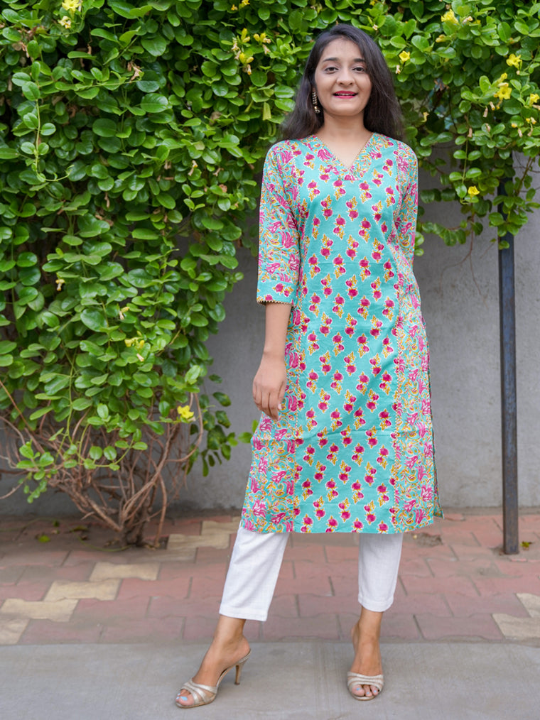 Bageecha Mint Green Floral Straight Cut Cotton Kurta