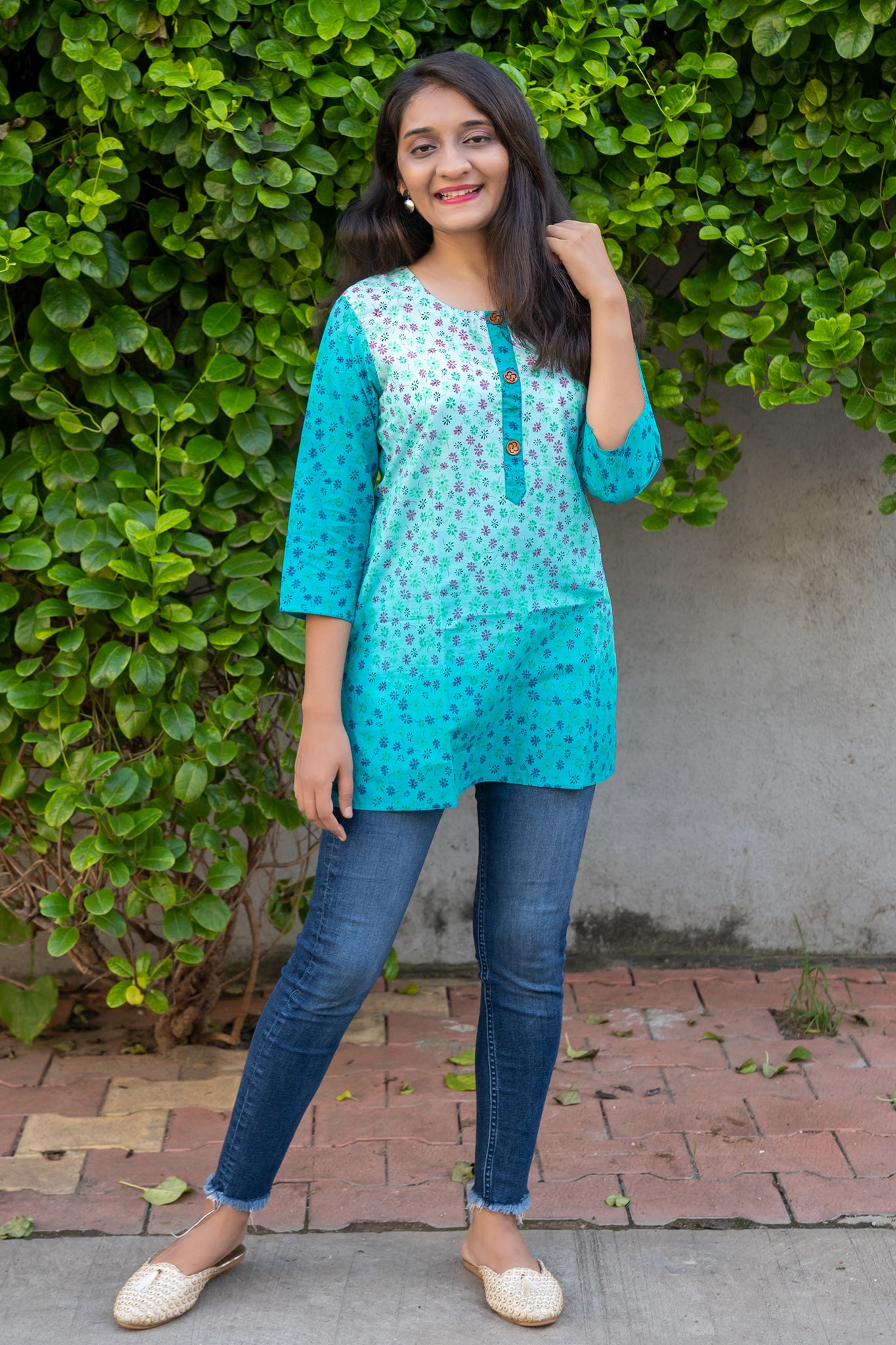 Rimjhim Blue Floral Cotton Kurti