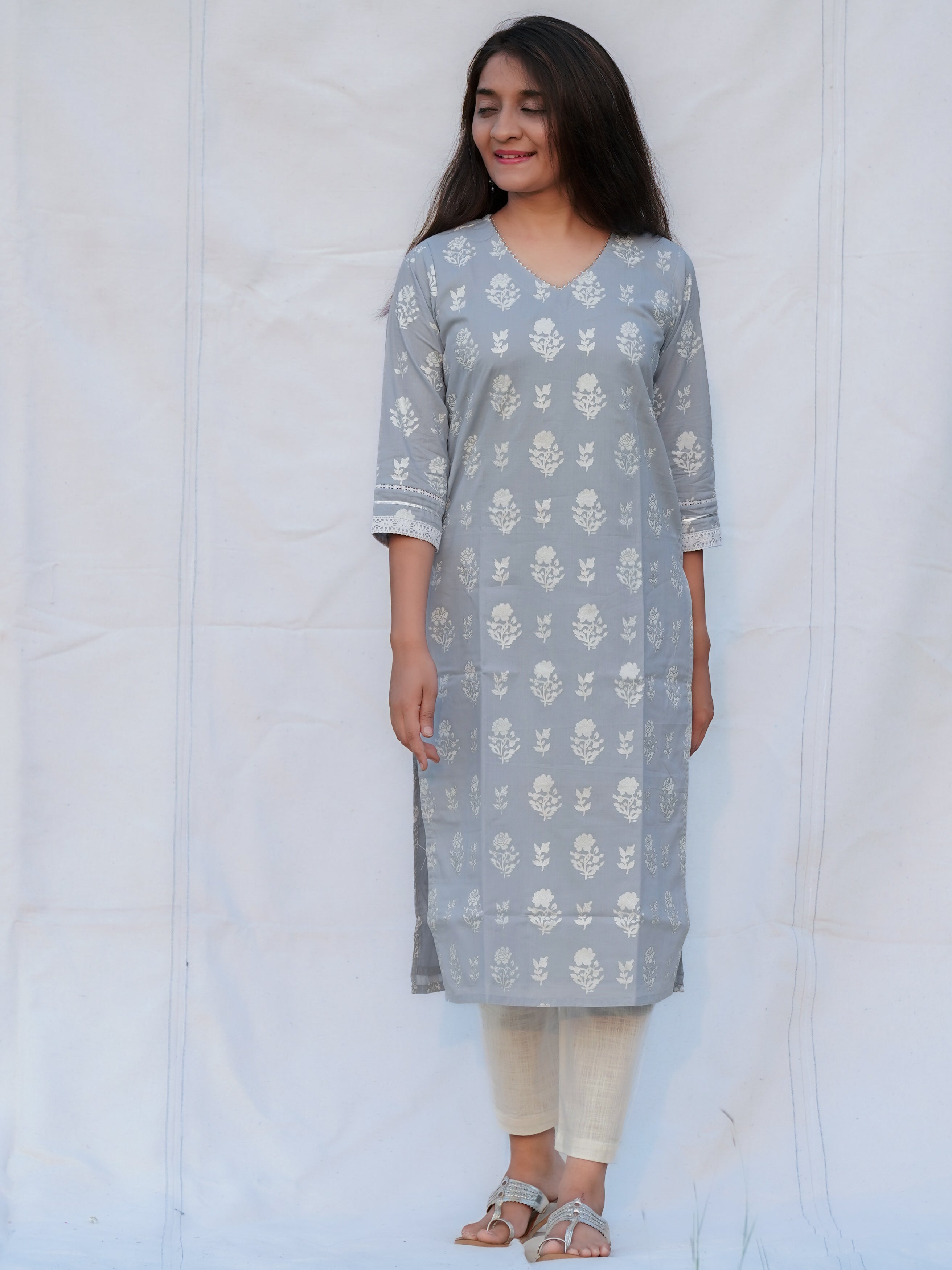 Silver Lining Silver Floral Straight Cut Cotton Kurta