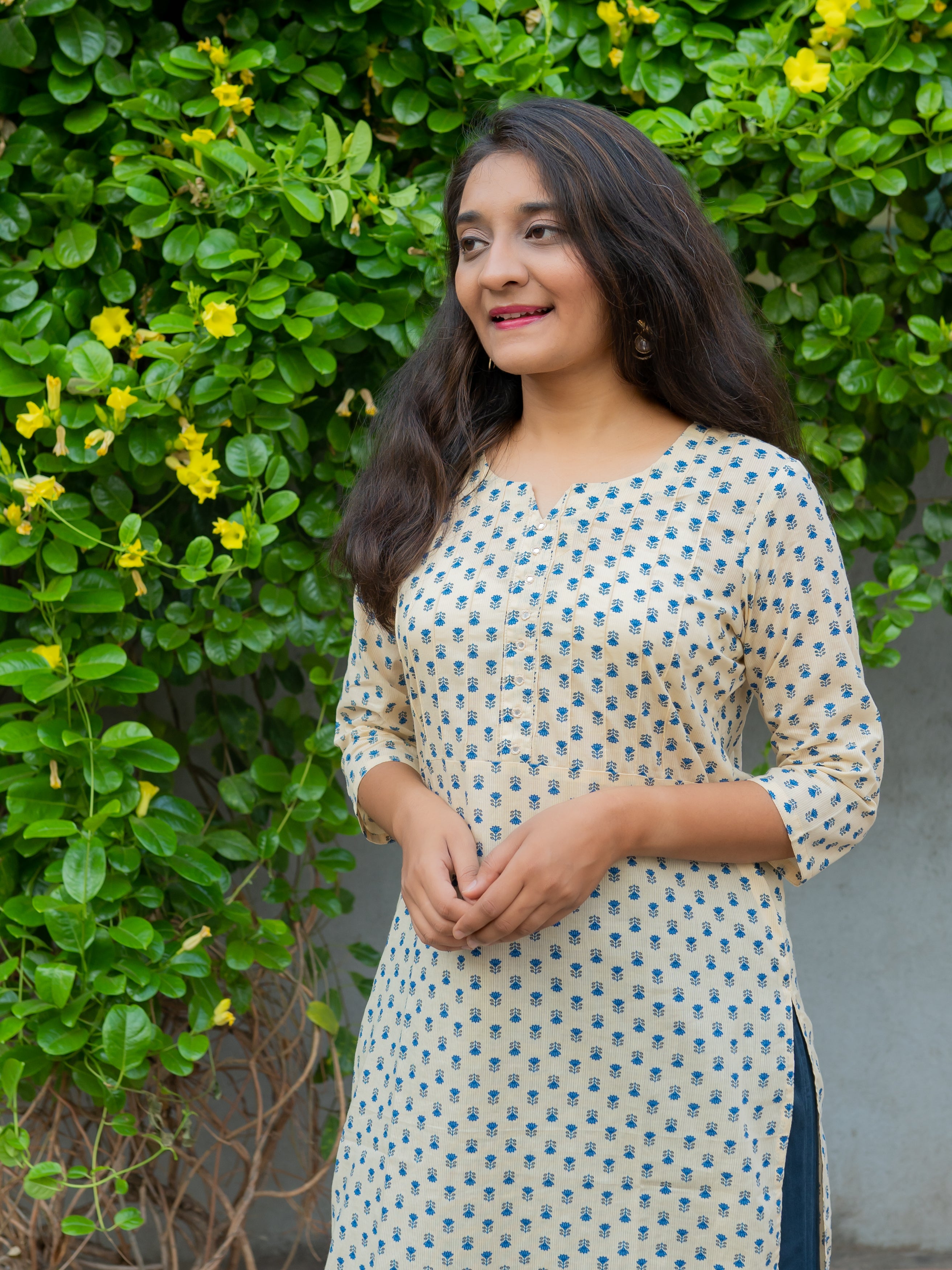 Butterscotch Off White Floral Straight Cut Cotton Kurta