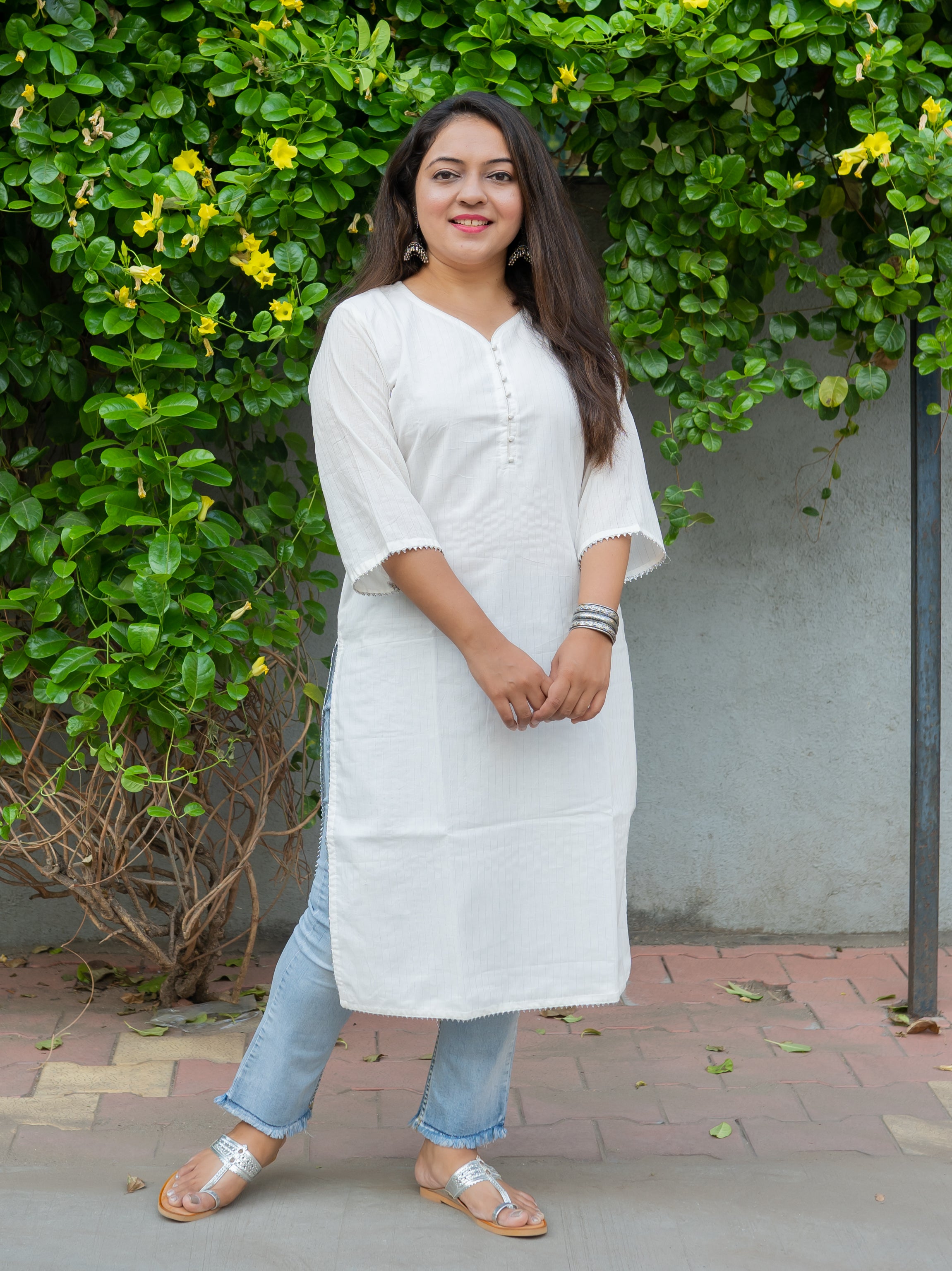 Feather White Straight Cut Cotton Kurta