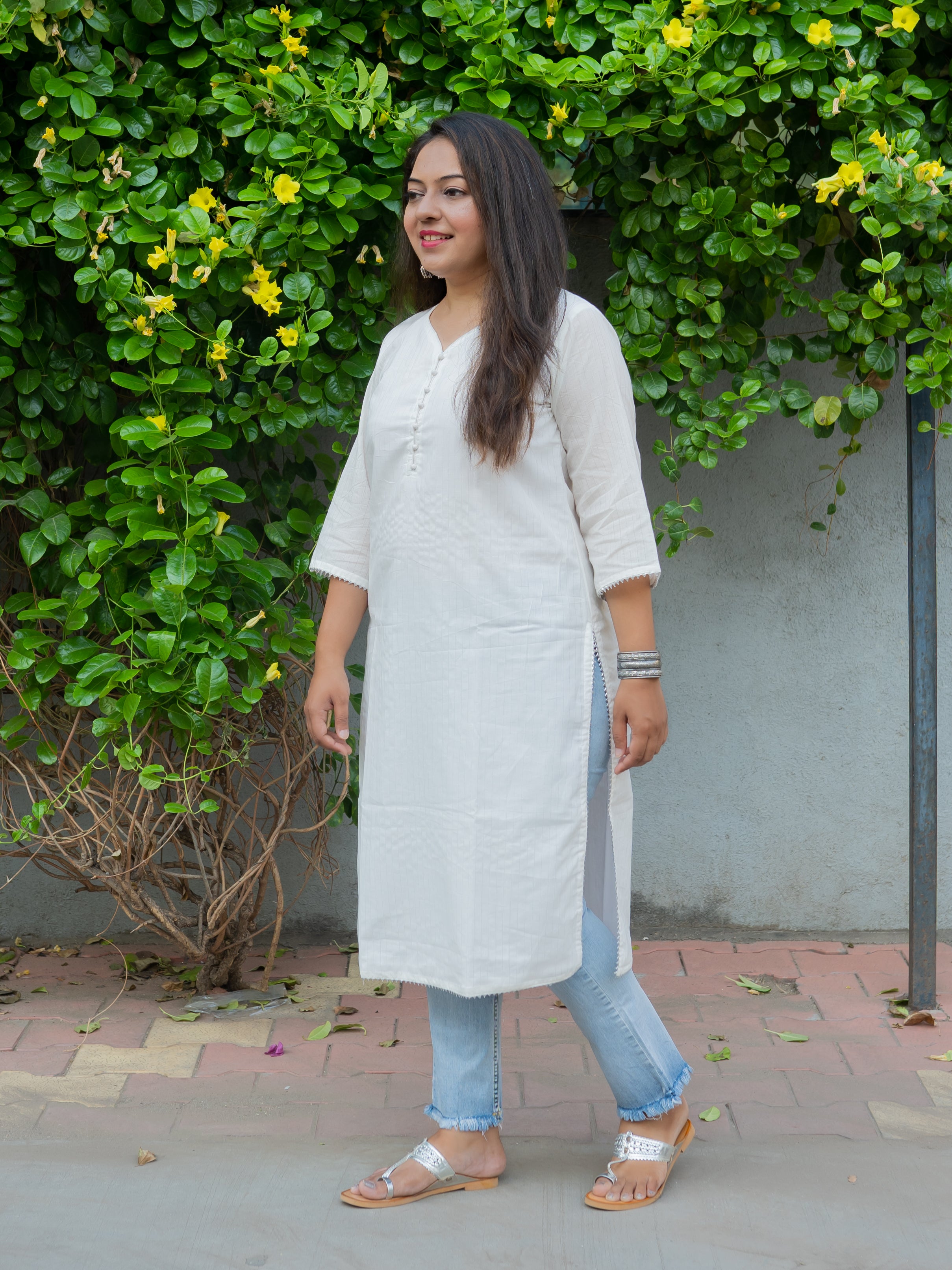 Feather White Straight Cut Cotton Kurta