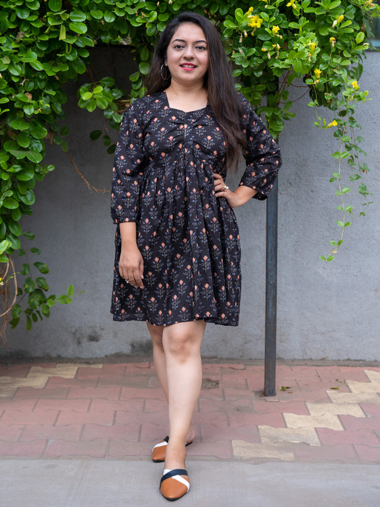 Ragini Black Floral Cotton Knee Length Dress