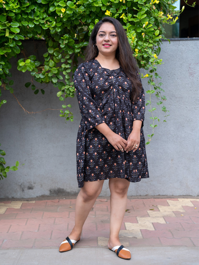 Ragini Black Floral Cotton Knee Length Dress