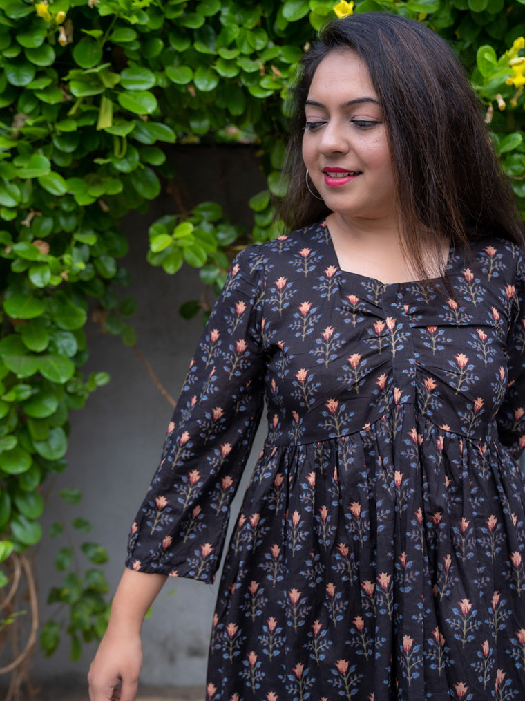 Ragini Black Floral Cotton Knee Length Dress