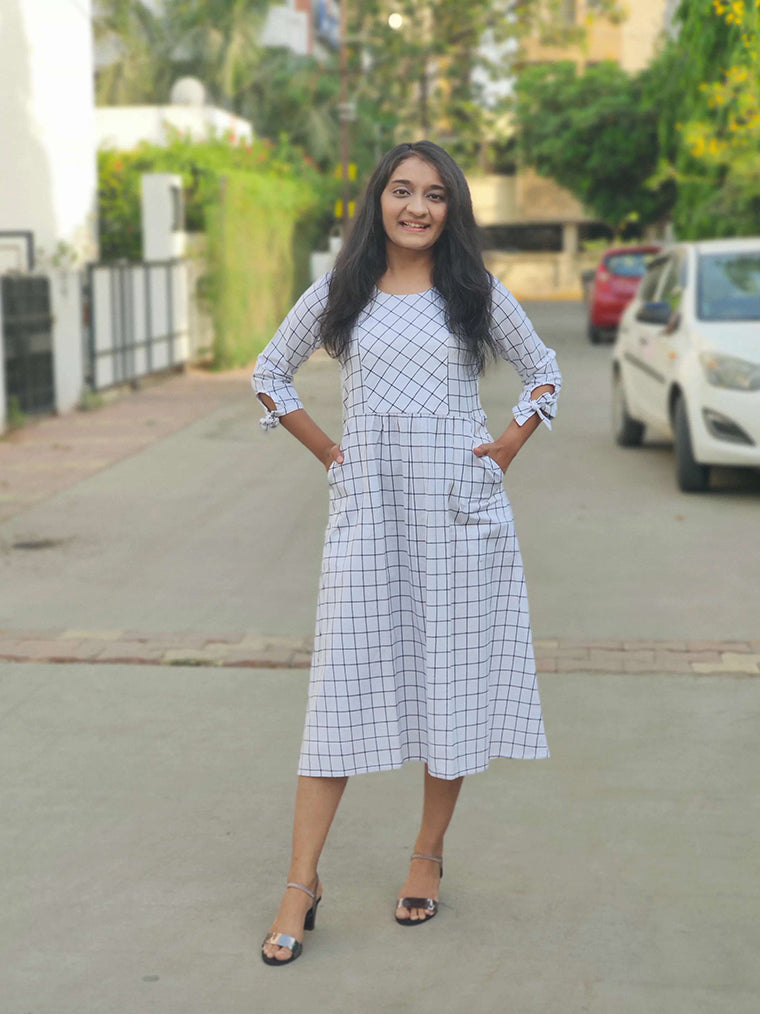 Geometry White Midi Cotton Dress