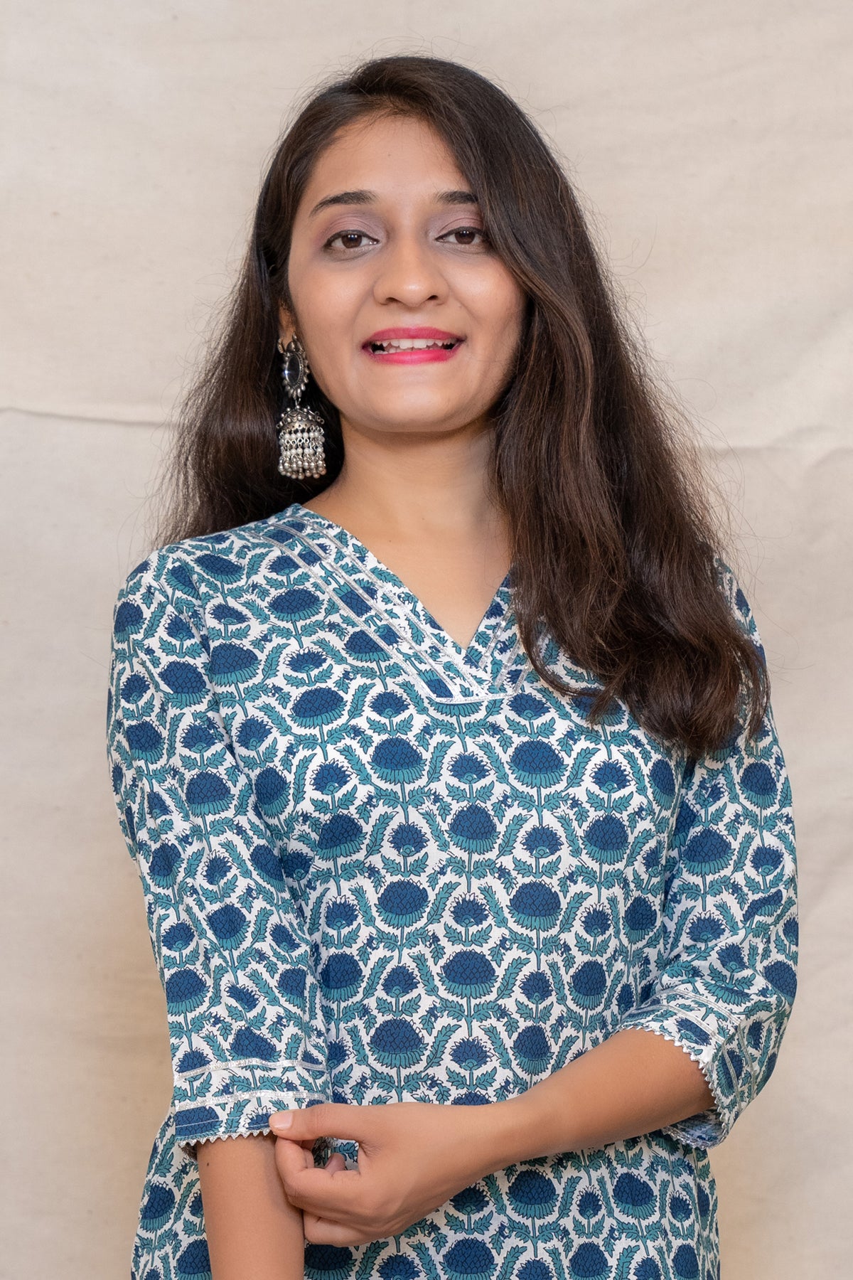 Morpankh Navy Blue Floral Straight Cut Cotton Kurta