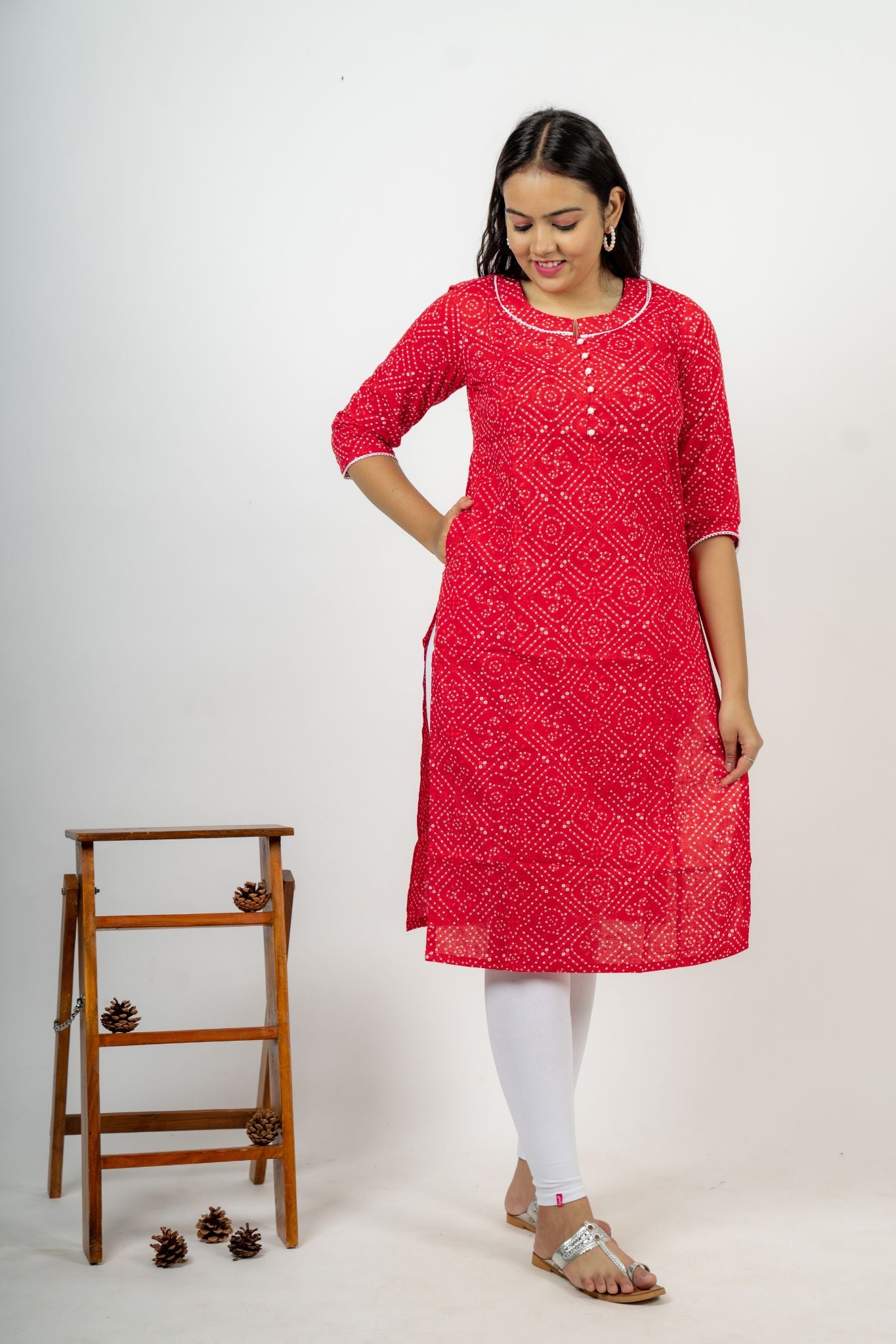 Red bandhani printed cotton maternity kurta with pocket