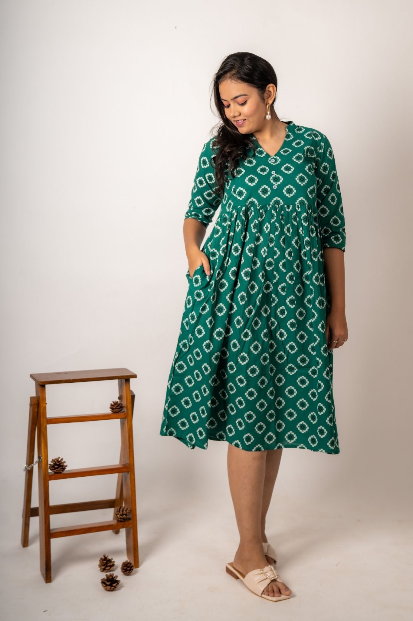 Cotton calf length maternity dress with collared neck with pocket