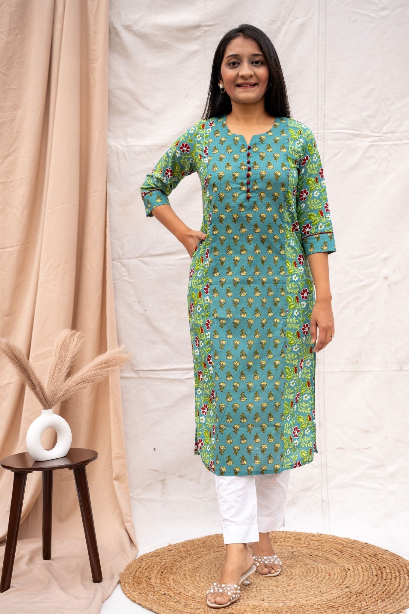 Stylish maternity kurta suitable for pregnancy, nursing, and postpartum wear with concealed zippers on both sides, with one side pocket
