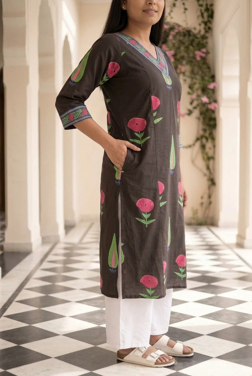 Shalini Floral Maternity and Feeding Straight cut Cotton Kurta