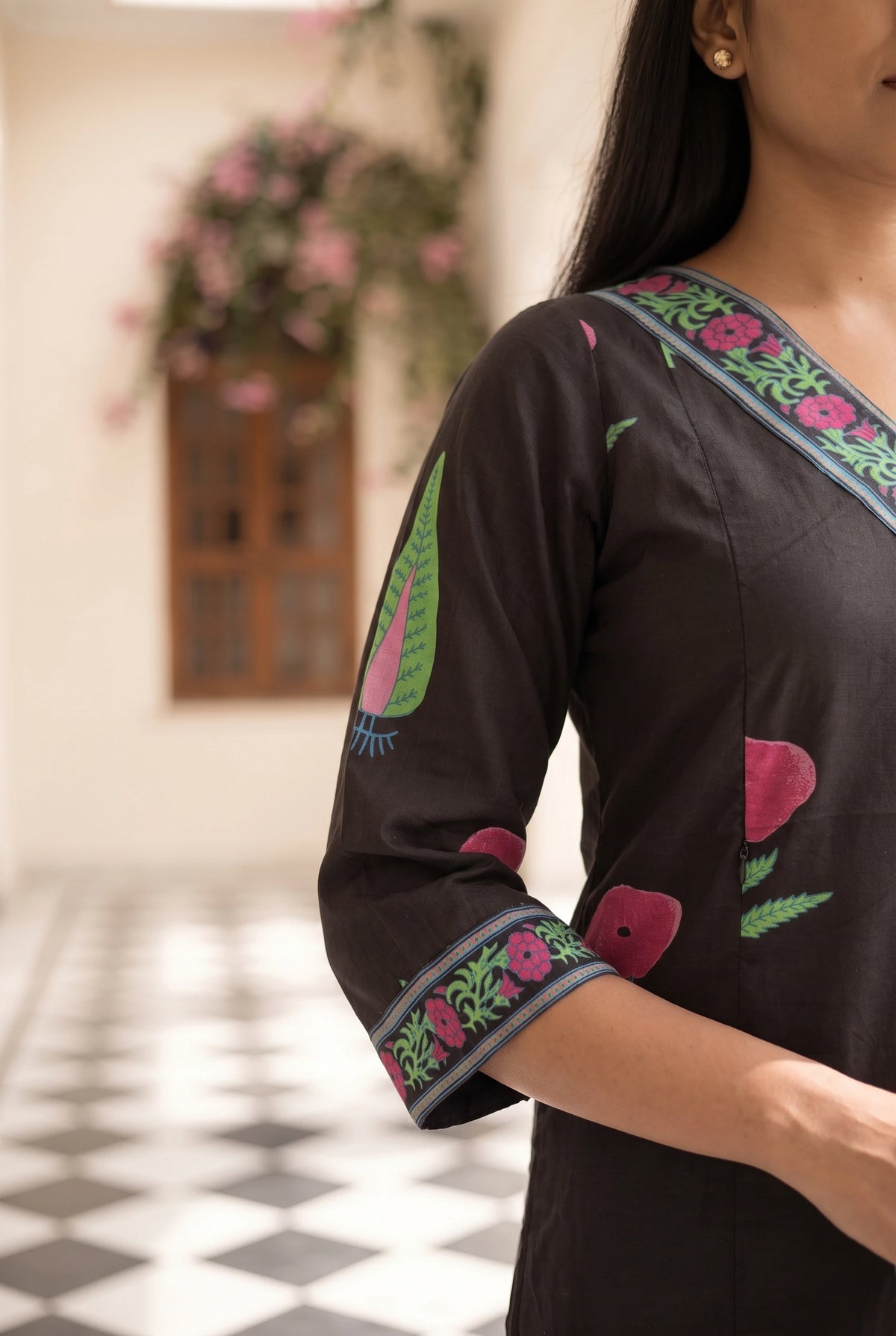 Shalini Floral Maternity and Feeding Straight cut Cotton Kurta