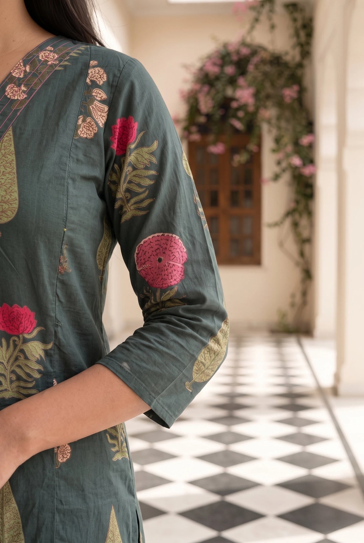 Suhasini Green Floral Maternity and Feeding Straight cut Cotton Kurta